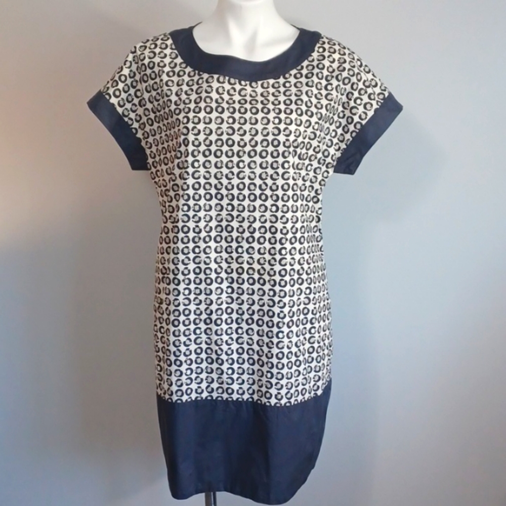 PERSERICO dress.  Short sleeve casual dress with pattern design. Size 44
